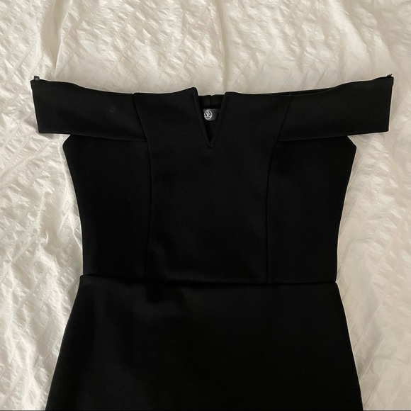 Missguided V Front Bardot Midi Dress Black - Picture 6 of 12